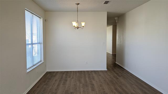 Foto del edificio - 7216 Park Creek Cir W