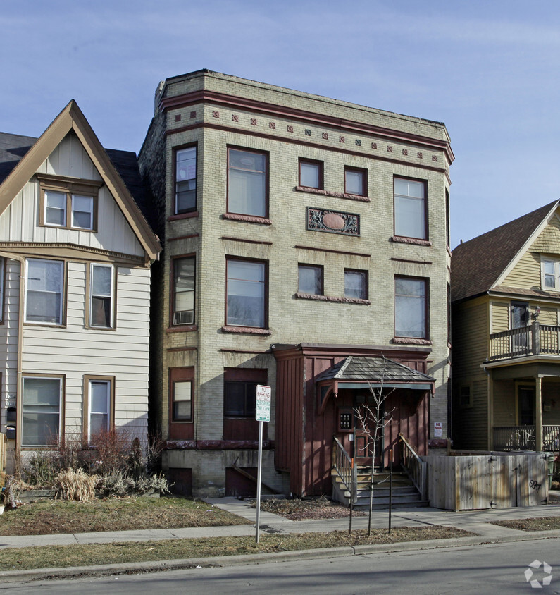 Building Photo - 1708 E Lafayette Pl