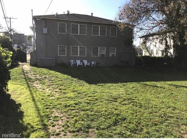 Foto del edificio - 4422 Linden Ave