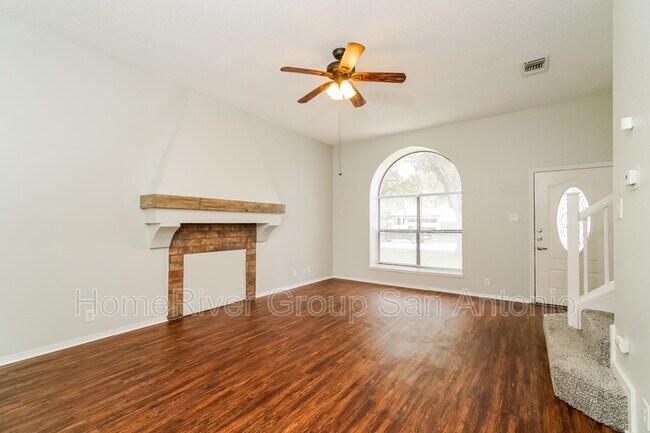 Foto del edificio - 4257 Sunrise Creek Dr