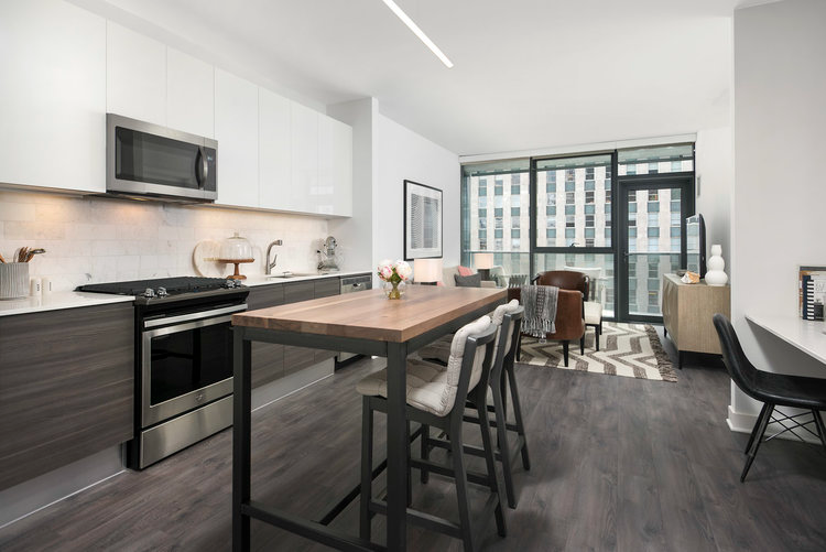 Foto principal - 219 W Hubbard St