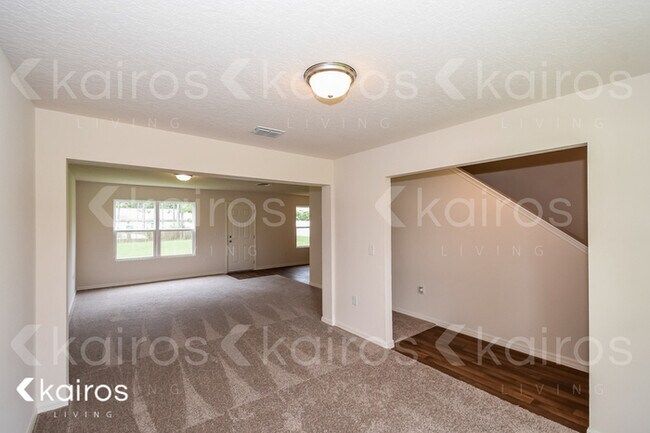 Foto del edificio - 94 Rolling Sands Dr