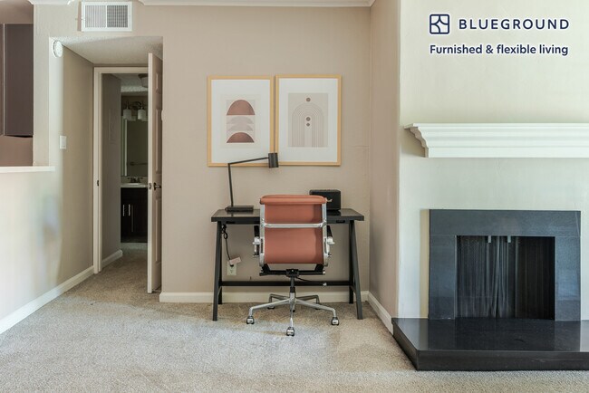 Foto del edificio - 350 Budd Ave