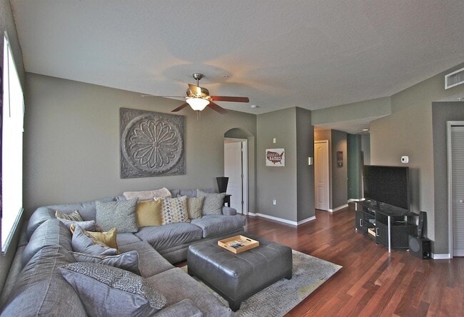 Photo - 11033 Legacy Blvd Apartment