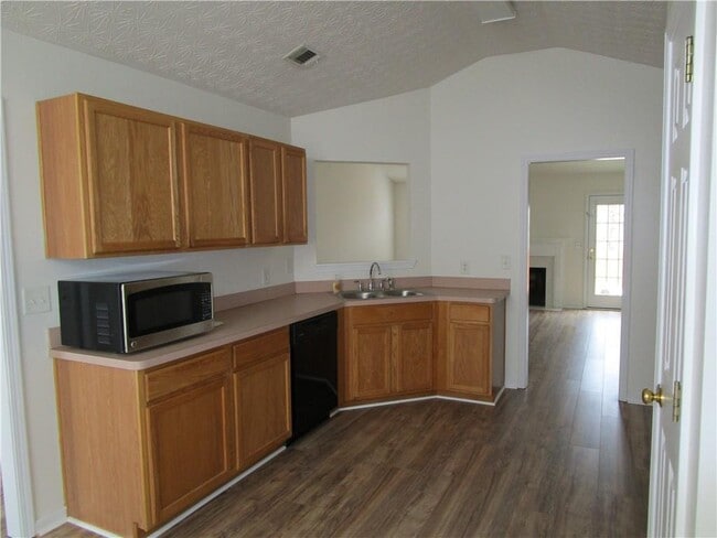 Building Photo - 260 Burt's Crossing Dr