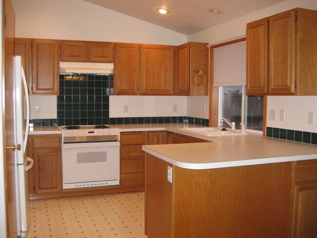 Foto del edificio - Beautiful 3 Bedroom 2 Bath Located in SW Corvallis!