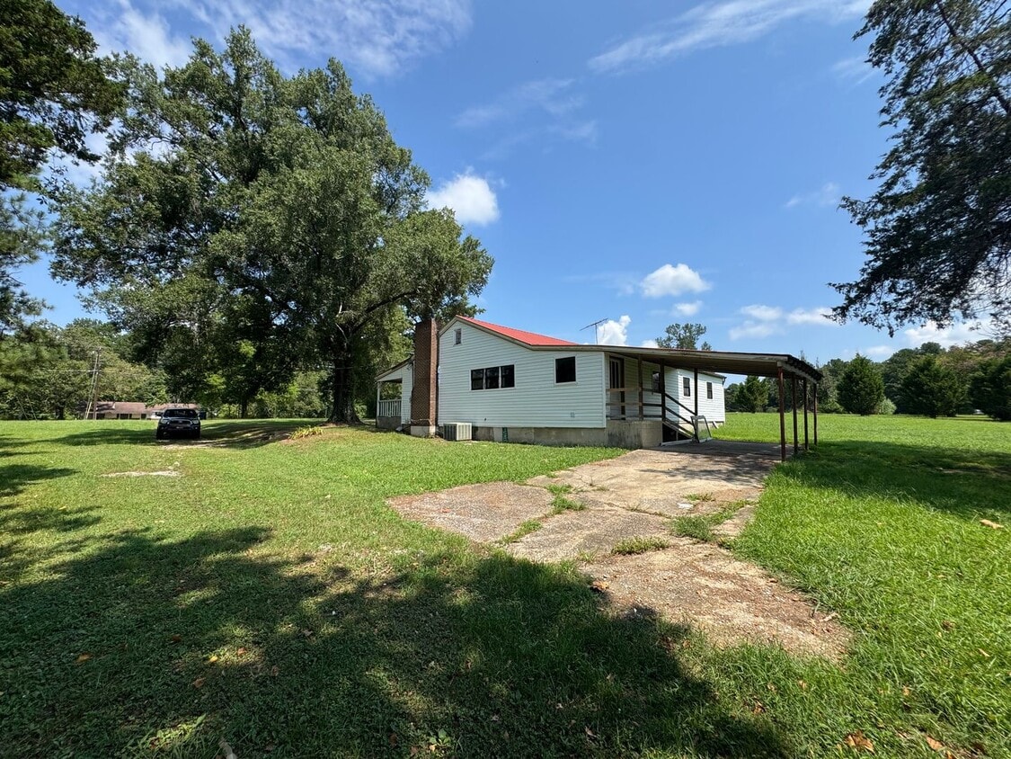 Primary Photo - 1426 Leydens Mill Rd