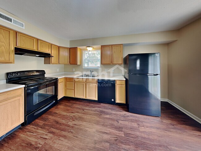 Foto del edificio - 6515 Knobstone Way