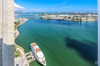 Building Photo - 335 S Biscayne Blvd