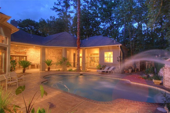 Building Photo - 7429 Teaswood Dr