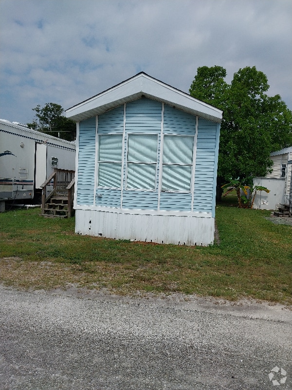 Building Photo - 9751 FL-78