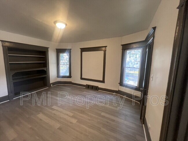 Foto del edificio - 140 E Chambers St