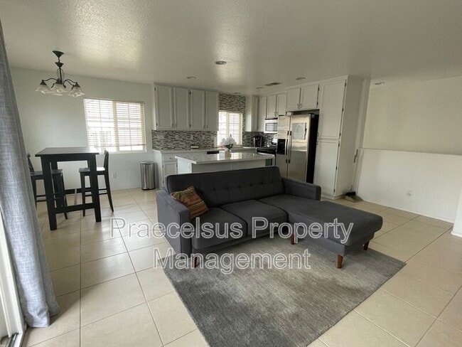 Building Photo - 1459 Claude Ln