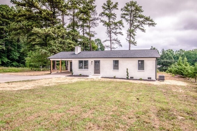 Building Photo - 4892 NC-16