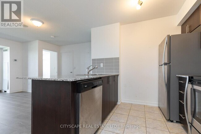 Building Photo - 1410 Dupont St