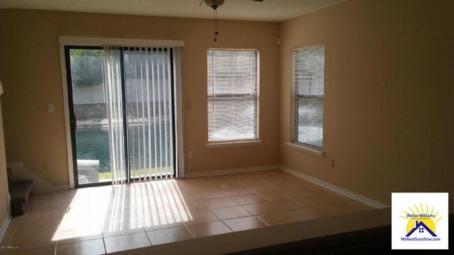 Building Photo - 10705 Academy Park Dr