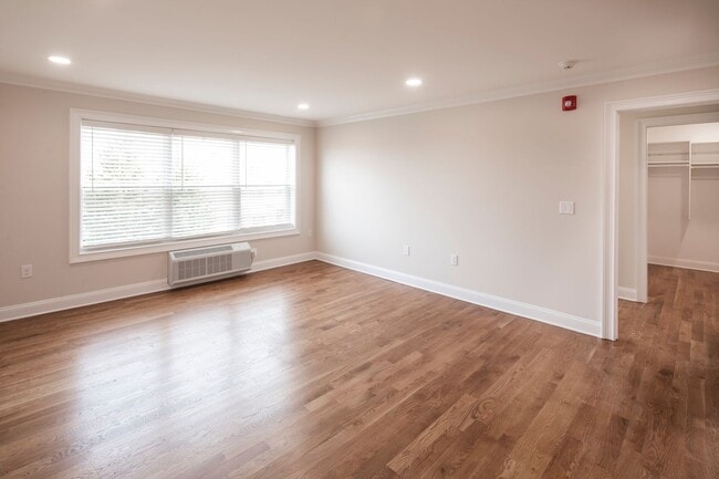 Interior Photo - Legion Manor