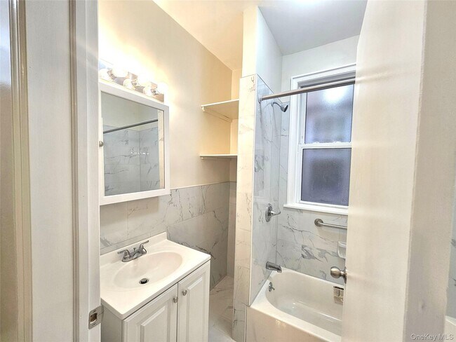 Foto del edificio - 137 S 12th Ave