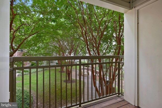 Foto del edificio - 9490 Virginia Center Blvd