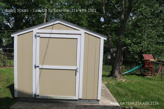 Building Photo - 20 Gocke Pl