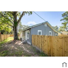 Building Photo - 260 Vernis Ave