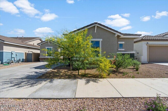 Building Photo - 21088 E Arroyo Verde Dr