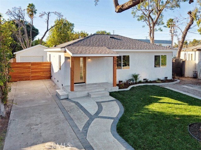 Building Photo - 5941 Tobias Ave