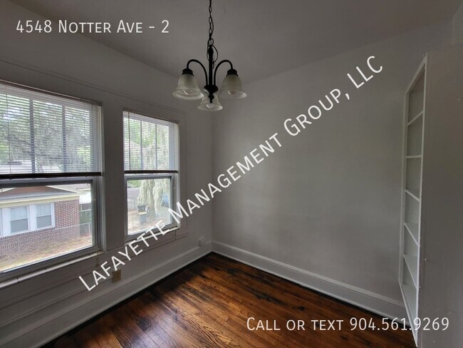 Foto del edificio - 4548 Notter Ave