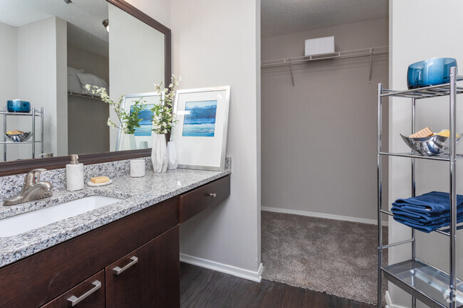 2BR, 1BA - 1146SF - Clairmont Reserve Apartment Homes