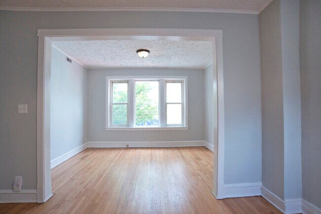 Foto del edificio - 3921 N Lincoln Ave