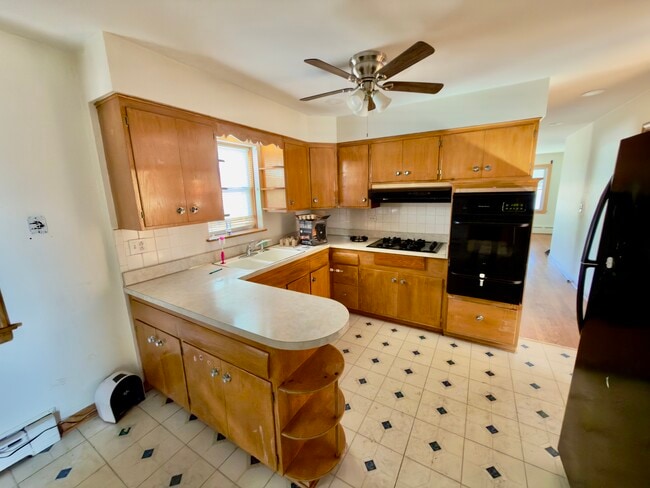 Foto del edificio - 5254 N LeClaire Ave