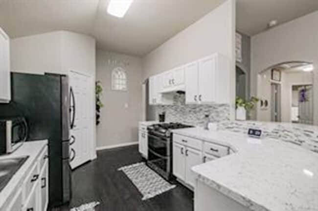 Foto del edificio - 3139 Upland Spring Trace