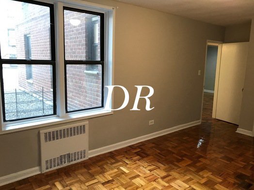 Foto del edificio - 1145 E 35th St