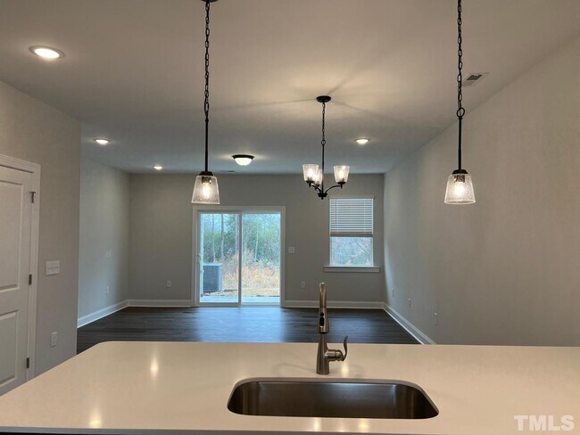 Foto del edificio - 265 Old Grove Ln