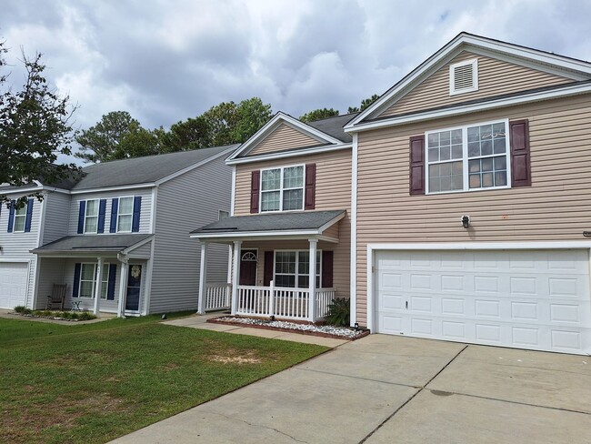 Building Photo - Wonderful Four Bedroom Home Located in Nor...