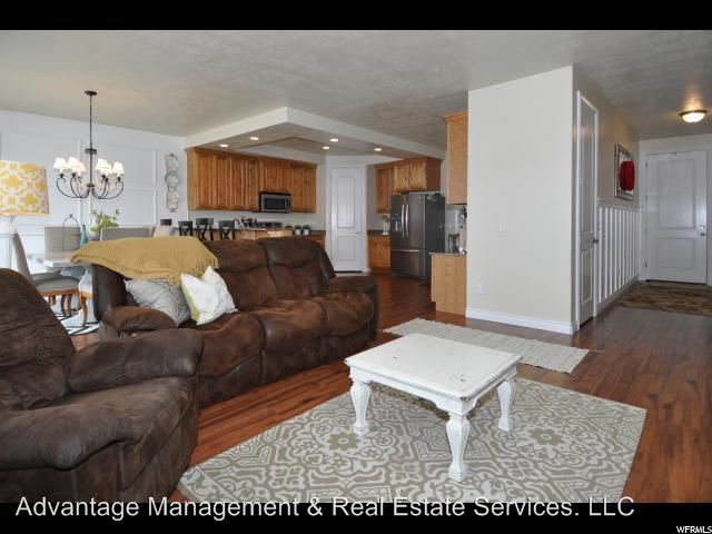 Building Photo - 2441 S Cottage Cv