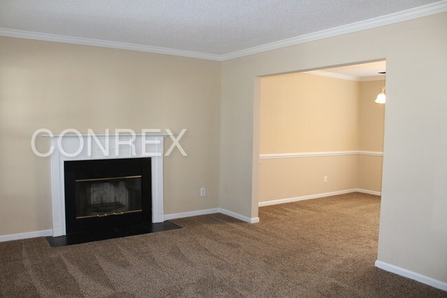 Foto del edificio - 416 Misty Glen Cir