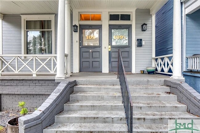 Building Photo - 109 1/2 W 37th St