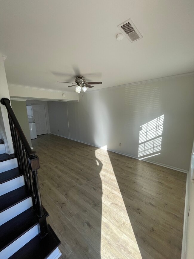 Photo - 250 Nixon Rd Apartment