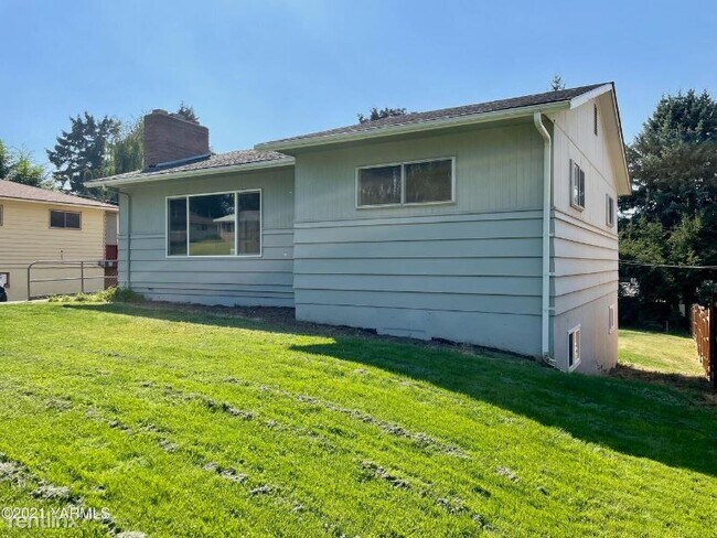 Foto del edificio - 5 br, 3 bath House - 4 N 40th Ave