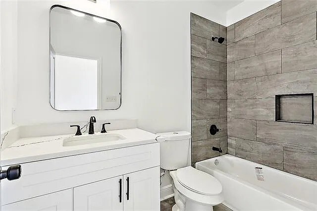 Foto del edificio - 2427 Franklin Ave