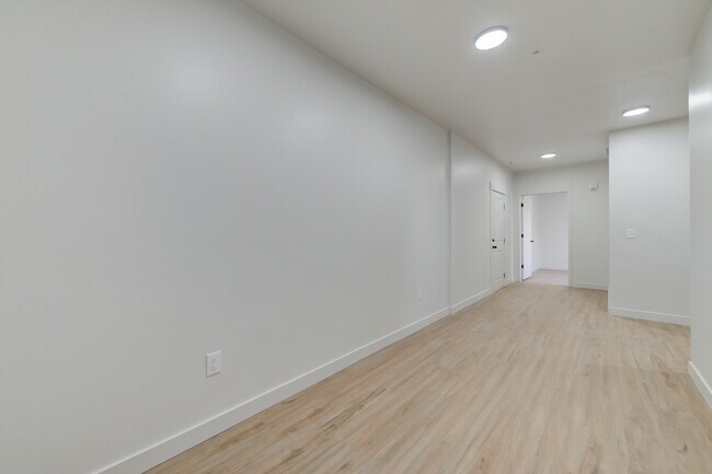 Foto del edificio - 404 E 5600 S