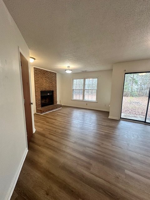 Building Photo - Nice 2 Bedroom Duplex - 1948 Heather Loop Rd.