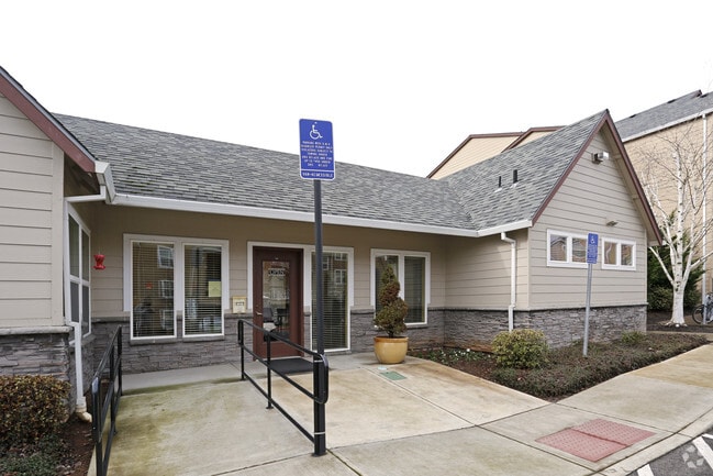 Building Photo - Eola Heights Apartments