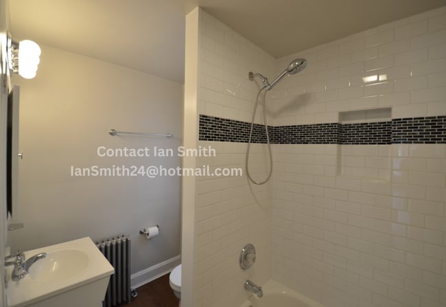 Building Photo - 109 E Pomfret St
