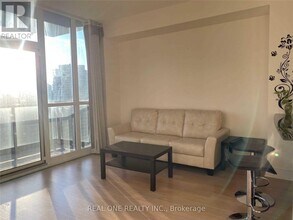 Building Photo - 88 Sheppard Ave E