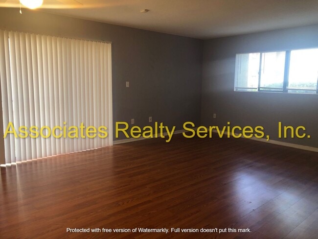 Foto del edificio - Cute 2Bed/2Bath in Concordia!
