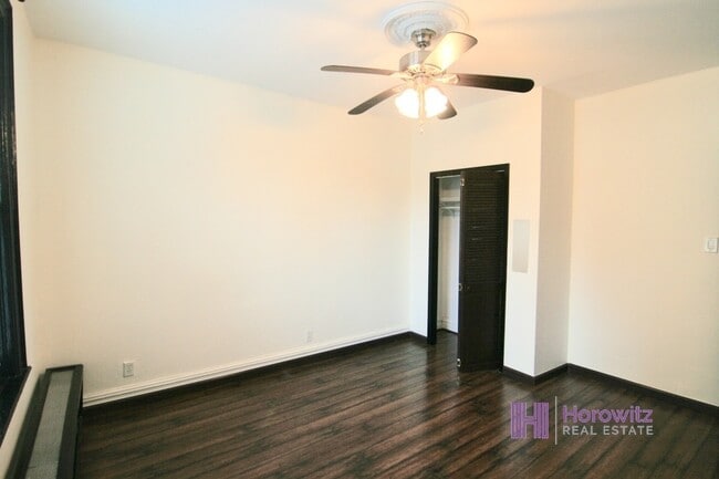Building Photo - 21-21 31st St