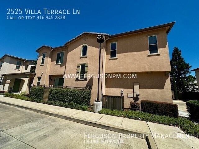 Foto del edificio - 2525 Villa Terrace Ln