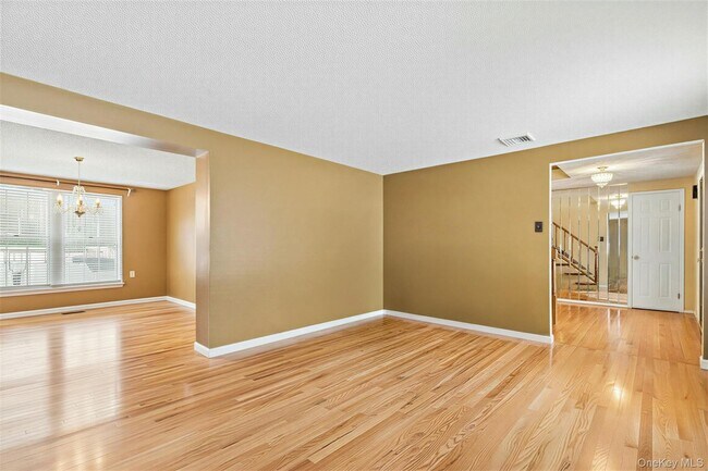 Foto del edificio - 21 Foreston Cir